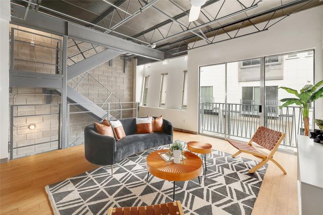 4801 S Congress Ave P2, Austin, TX 78745