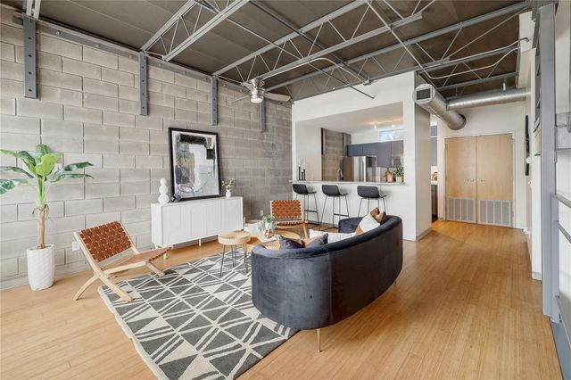 4801 S Congress Ave P2, Austin, TX 78745