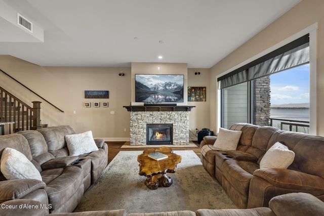 606 Sandpoint Ave, Sandpoint, ID 83864