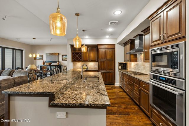 606 Sandpoint Ave, Sandpoint, ID 83864