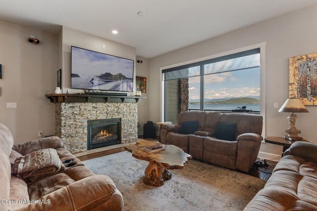 606 Sandpoint Ave, Sandpoint, ID 83864
