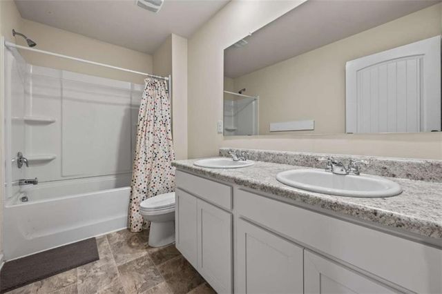 178 Starbuck Parkway, Pendergrass, GA 30567