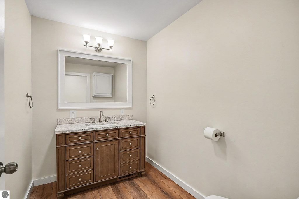 Image 29 of property listing at 6386 E Washington, Ithaca, MI 48847