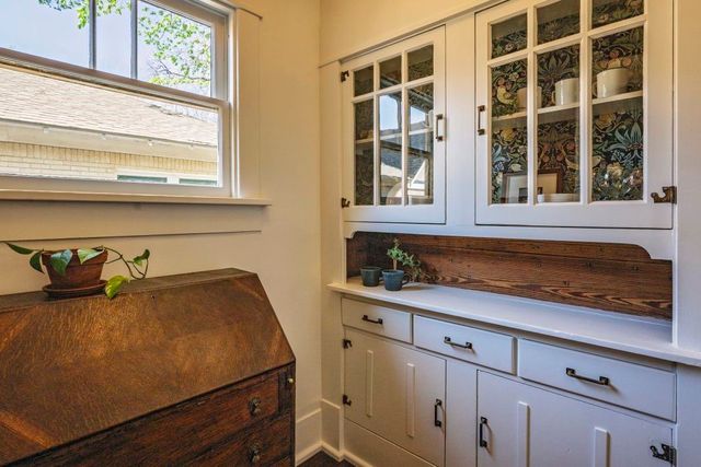 1921 5th Avenue, Fort Worth, TX 76110