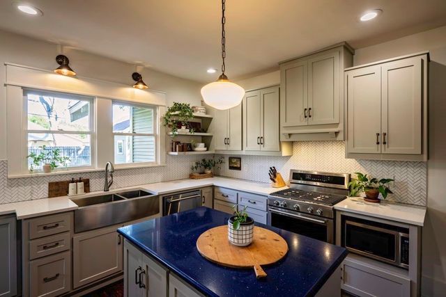 1921 5th Avenue, Fort Worth, TX 76110