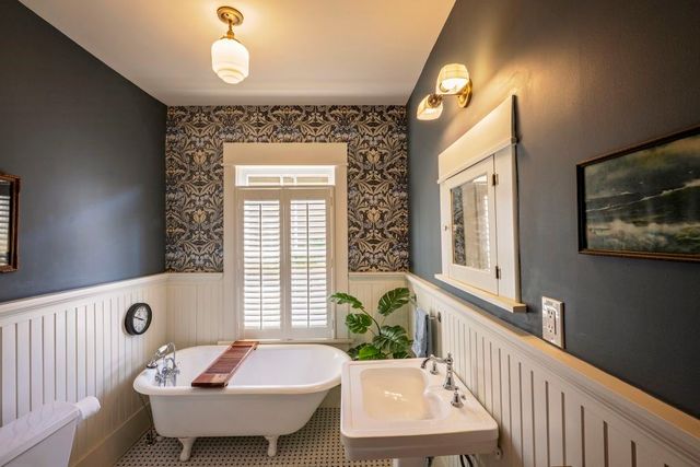 1921 5th Avenue, Fort Worth, TX 76110