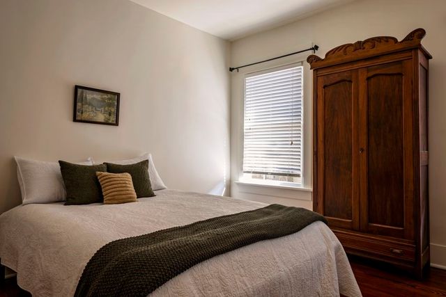 1921 5th Avenue, Fort Worth, TX 76110