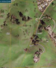 2490 Tassajara Ln, Danville, CA 94526