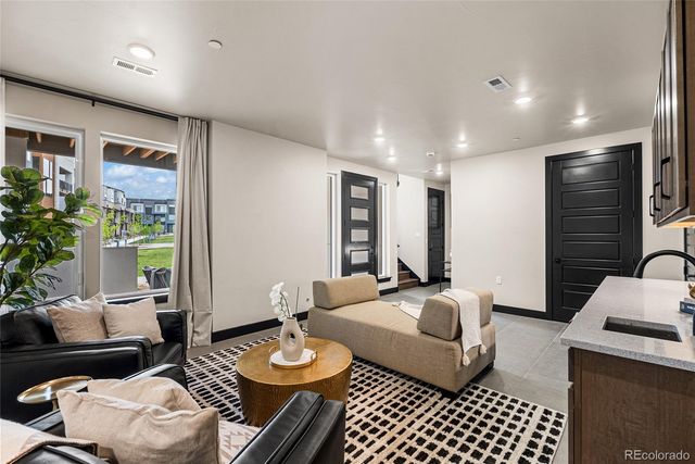 1778 Peak Loop, Broomfield, CO 80023