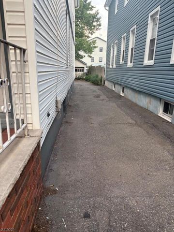 954 Madison Ave 2, Elizabeth City, NJ 07201