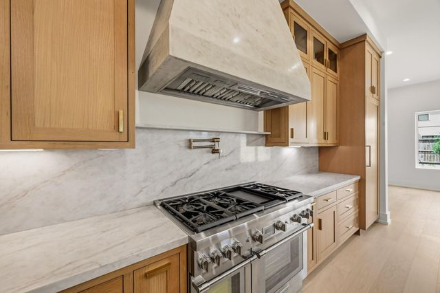 715 Merrill Street, Houston, TX 77009