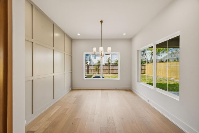 715 Merrill Street, Houston, TX 77009
