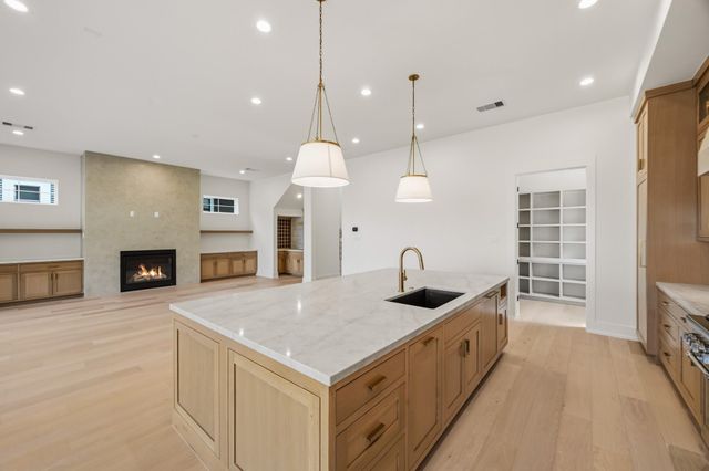 715 Merrill Street, Houston, TX 77009