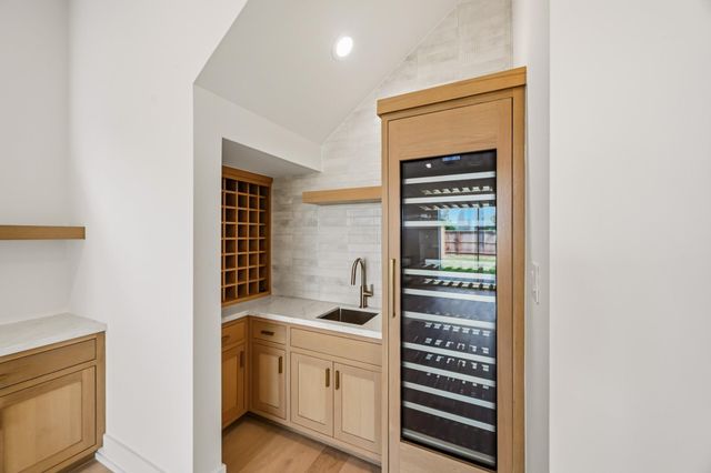 715 Merrill Street, Houston, TX 77009