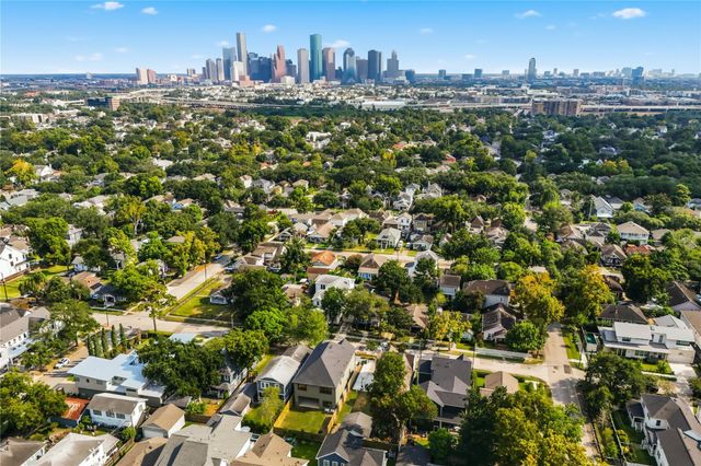 715 Merrill Street, Houston, TX 77009