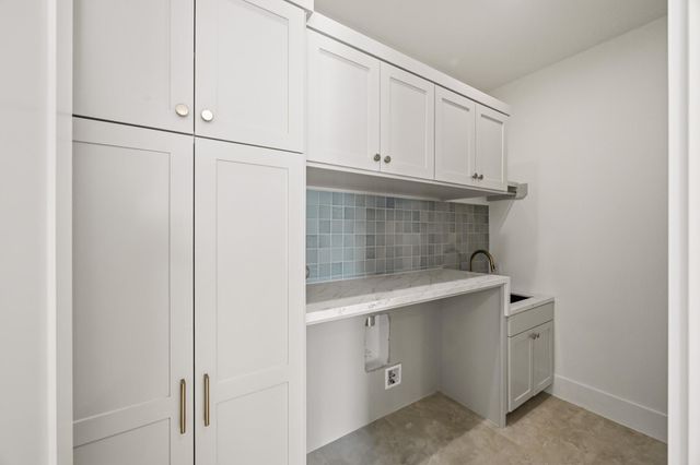 715 Merrill Street, Houston, TX 77009