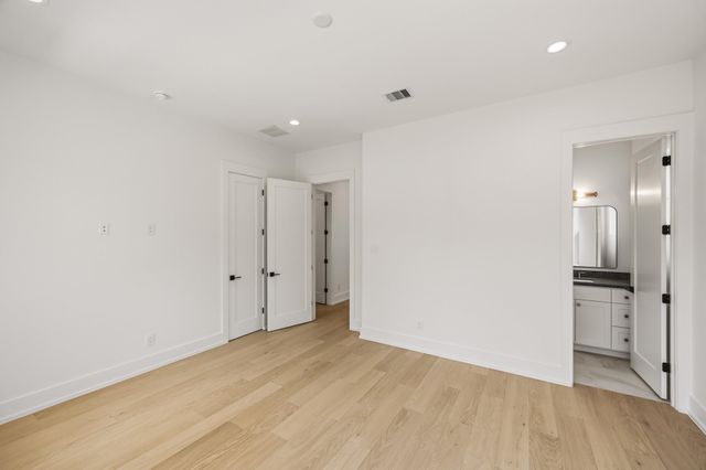 715 Merrill Street, Houston, TX 77009