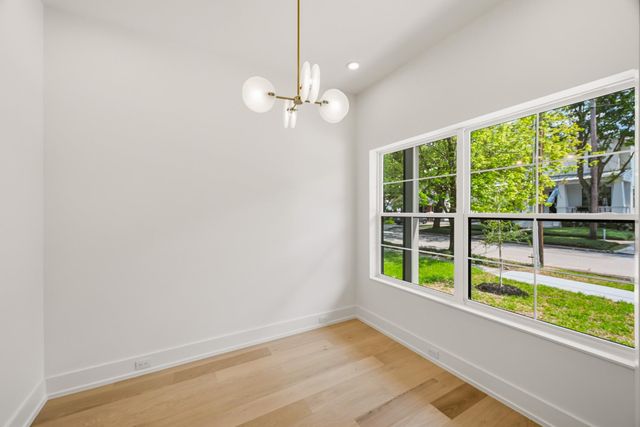 715 Merrill Street, Houston, TX 77009