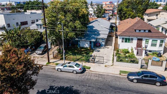 233 W 42nd, Los Angeles, CA 90037