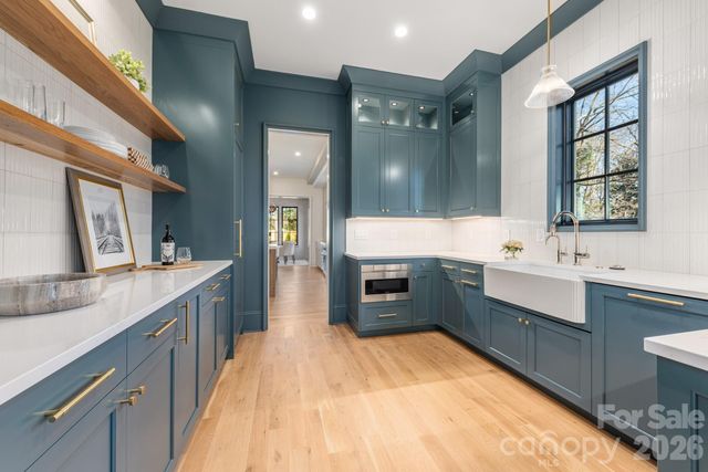 1020 Jefferson Drive, Charlotte, NC 28270