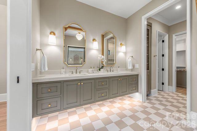 1020 Jefferson Drive, Charlotte, NC 28270