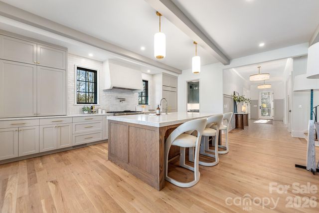 1020 Jefferson Drive, Charlotte, NC 28270