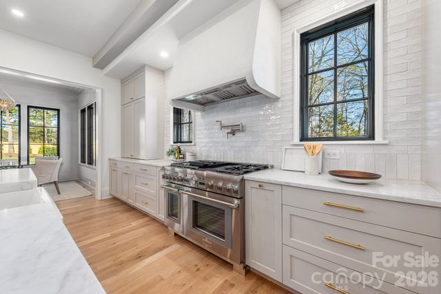 1020 Jefferson Drive, Charlotte, NC 28270