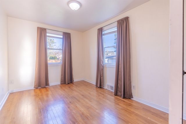 3614 N Madison St, Spokane, WA 99205