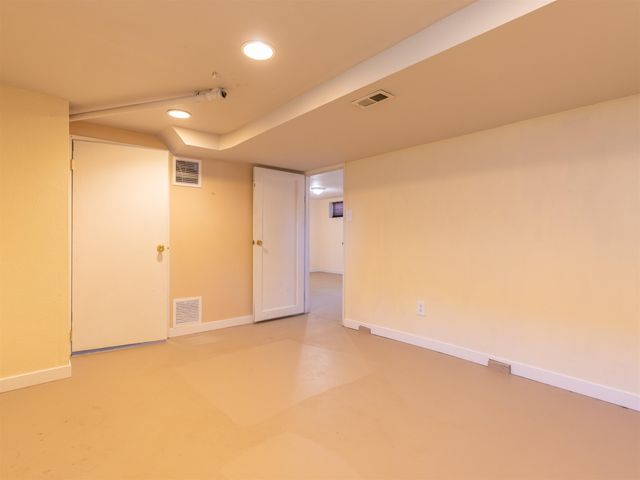 3614 N Madison St, Spokane, WA 99205