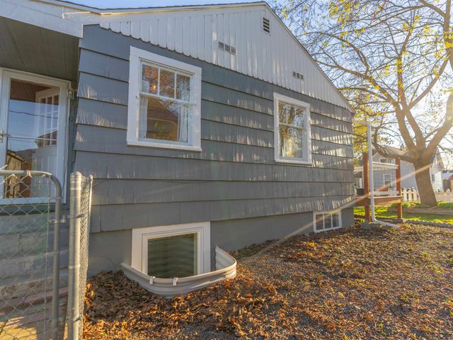 3614 N Madison St, Spokane, WA 99205