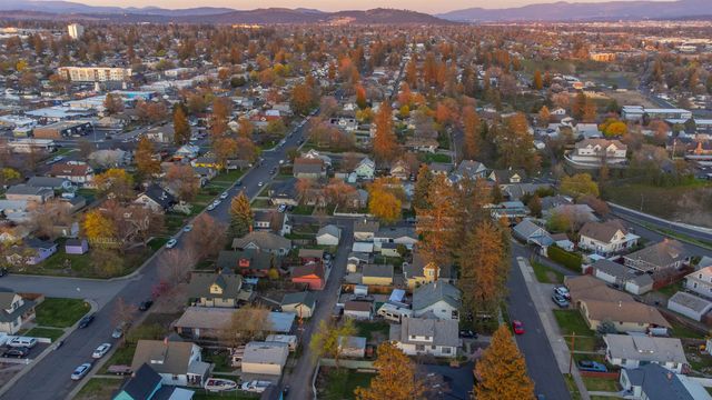 3614 N Madison St, Spokane, WA 99205