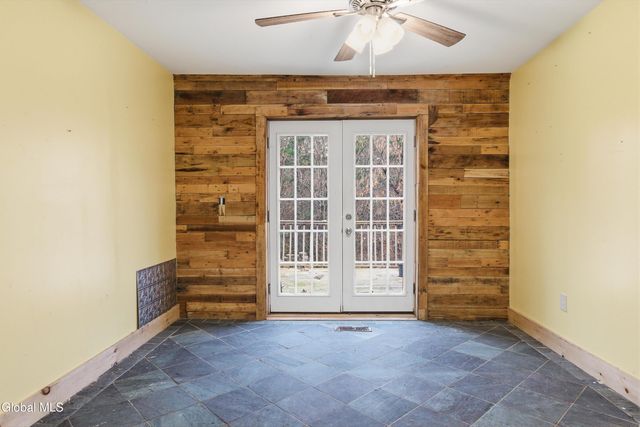 55 Pine Street, Granville, NY 12832