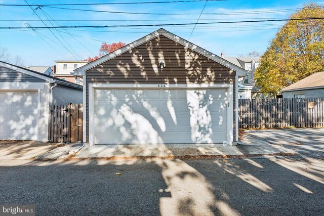 326 DEAN ST, West Chester, PA 19382