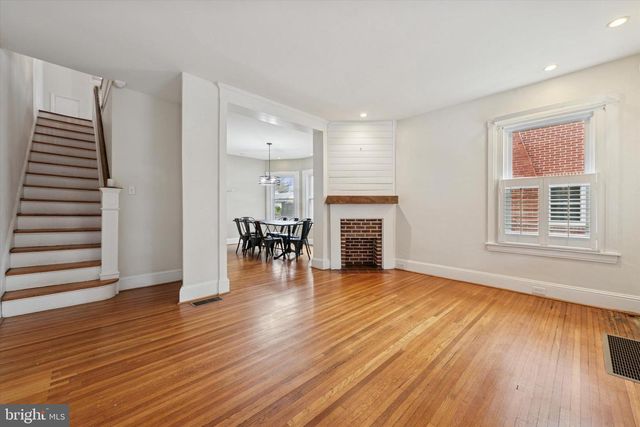 326 DEAN ST, West Chester, PA 19382