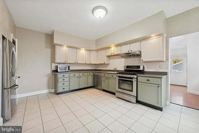 326 DEAN ST, West Chester, PA 19382