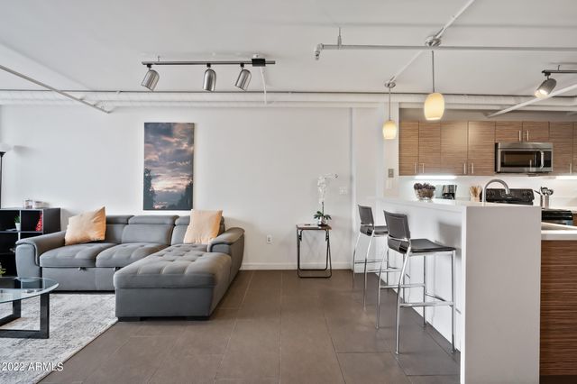 535 W THOMAS Road 212, Phoenix, AZ 85013