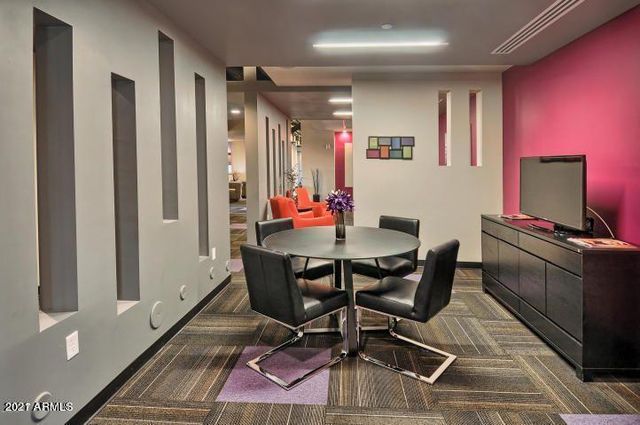 535 W THOMAS Road 212, Phoenix, AZ 85013