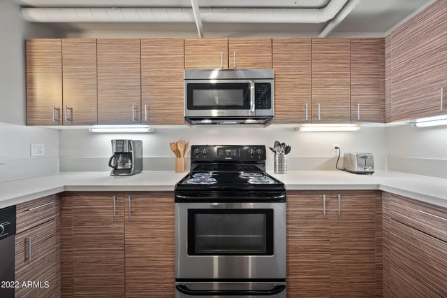 535 W THOMAS Road 212, Phoenix, AZ 85013