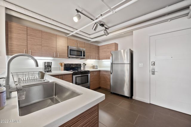 535 W THOMAS Road 212, Phoenix, AZ 85013