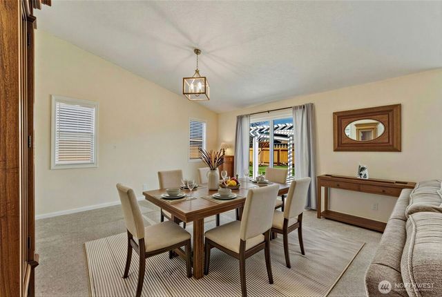 2021 Gemstone Drive, Walla Walla, WA 99362