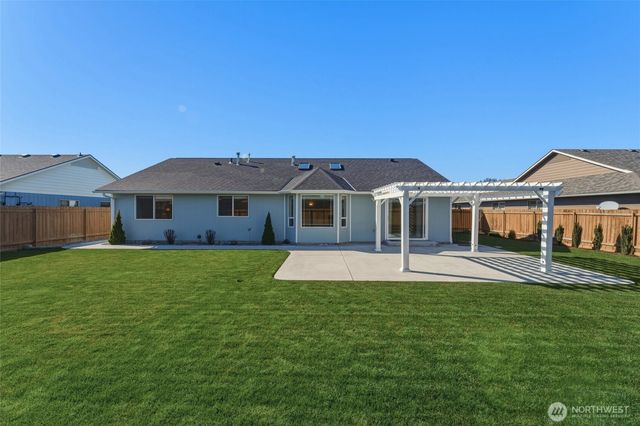 2021 Gemstone Drive, Walla Walla, WA 99362