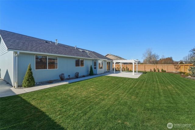 2021 Gemstone Drive, Walla Walla, WA 99362