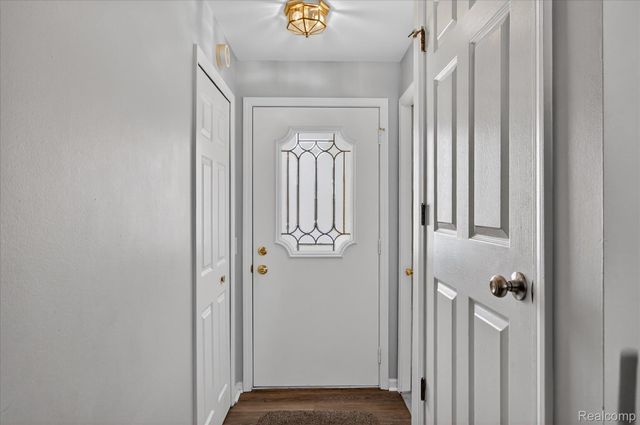 43674 Christopher Court, Canton Charter Township, MI 48188