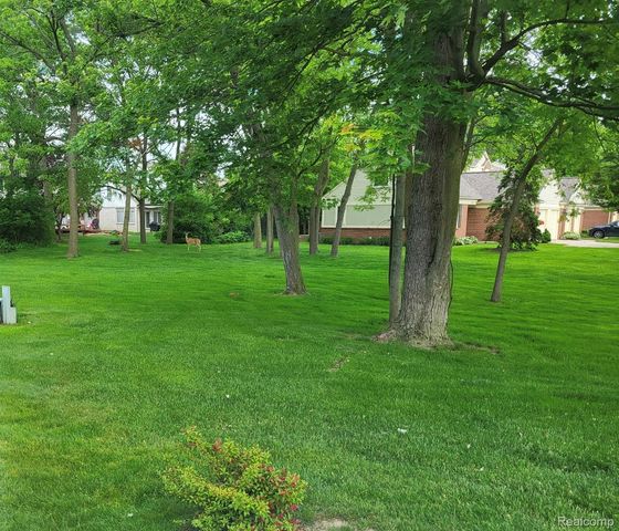 43674 Christopher Court, Canton Charter Township, MI 48188