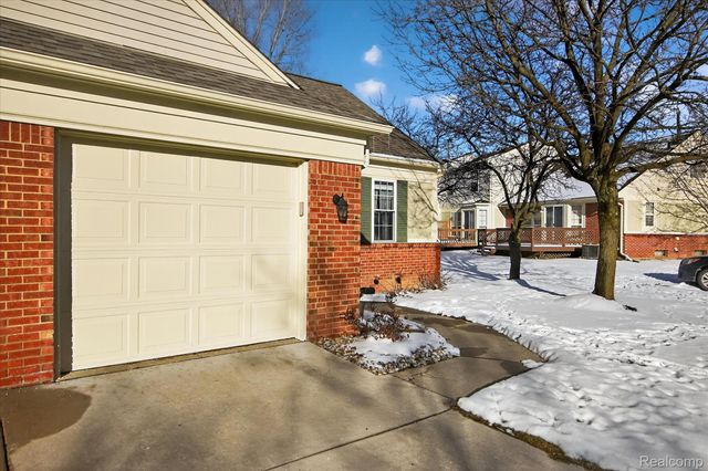 43674 Christopher Court, Canton Charter Township, MI 48188