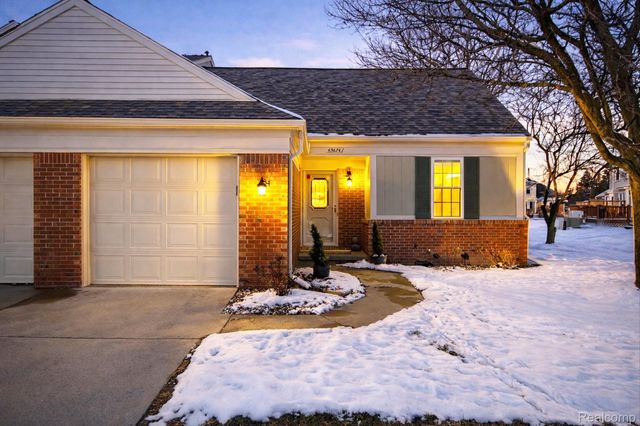 43674 Christopher Court, Canton Charter Township, MI 48188