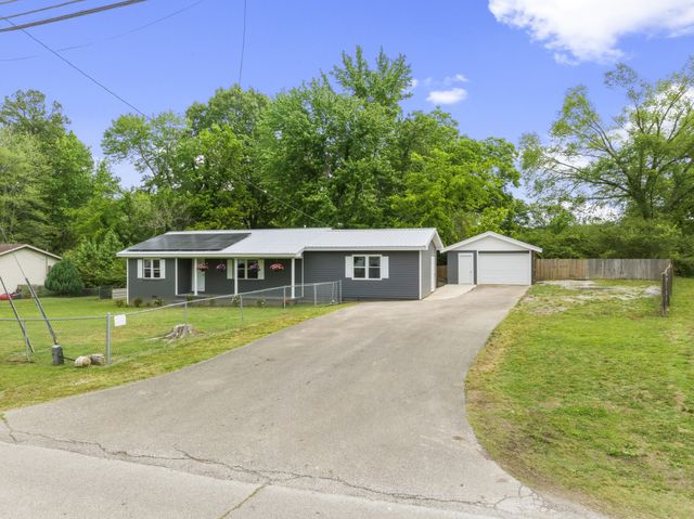 767 Georgia Ave, S, Parsons, TN 38363