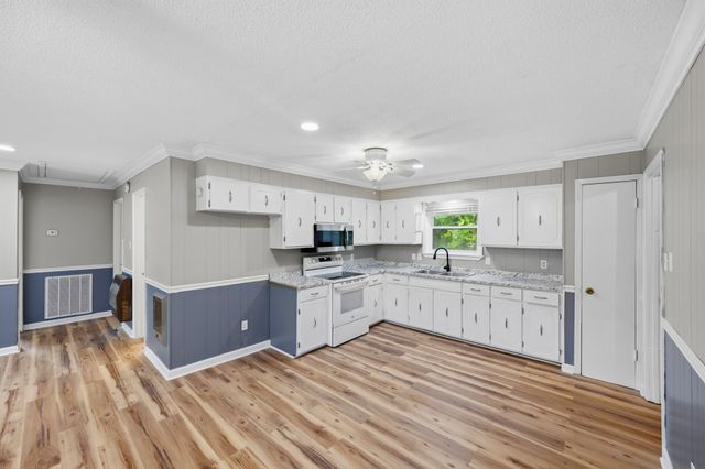 767 Georgia Ave, S, Parsons, TN 38363