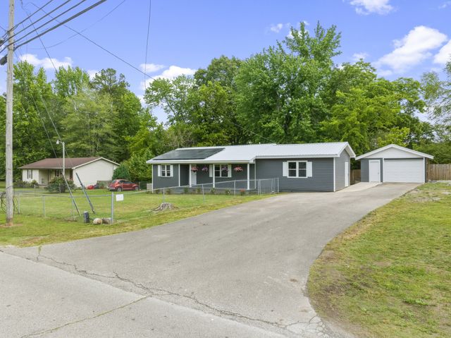 767 Georgia Ave, S, Parsons, TN 38363