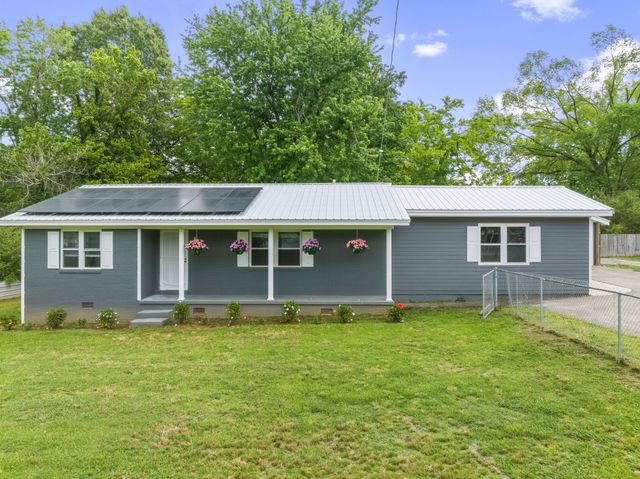 767 Georgia Ave, S, Parsons, TN 38363